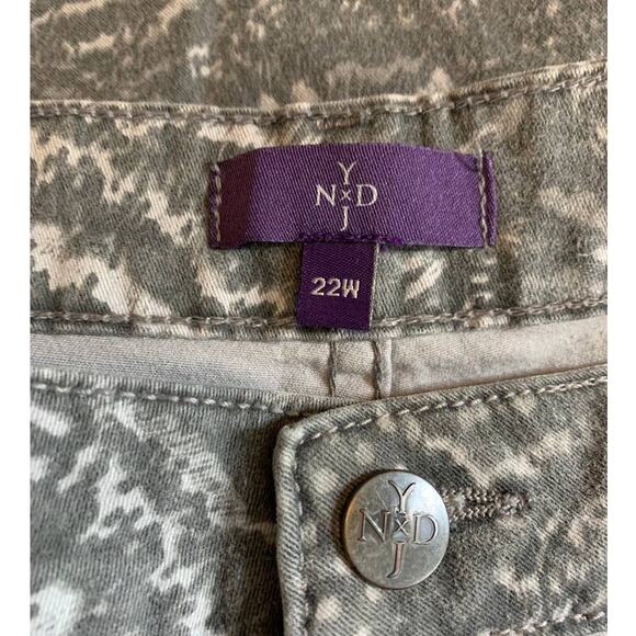 NYDJ Plus Size 22W Gray Animal Printed Stretch Denim High Waist Skinny Jeans - Picture 4 of 9